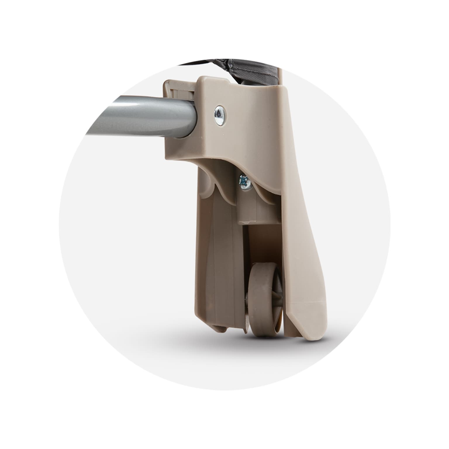 Ruedas de alta movilidad y diseño ergonómico product image